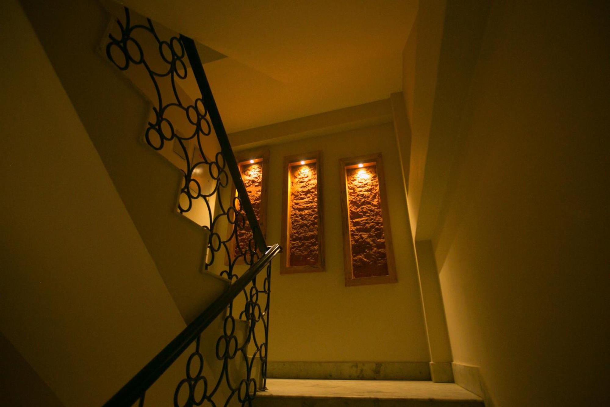 Divya Boutique Inn Kathmandu Exteriör bild