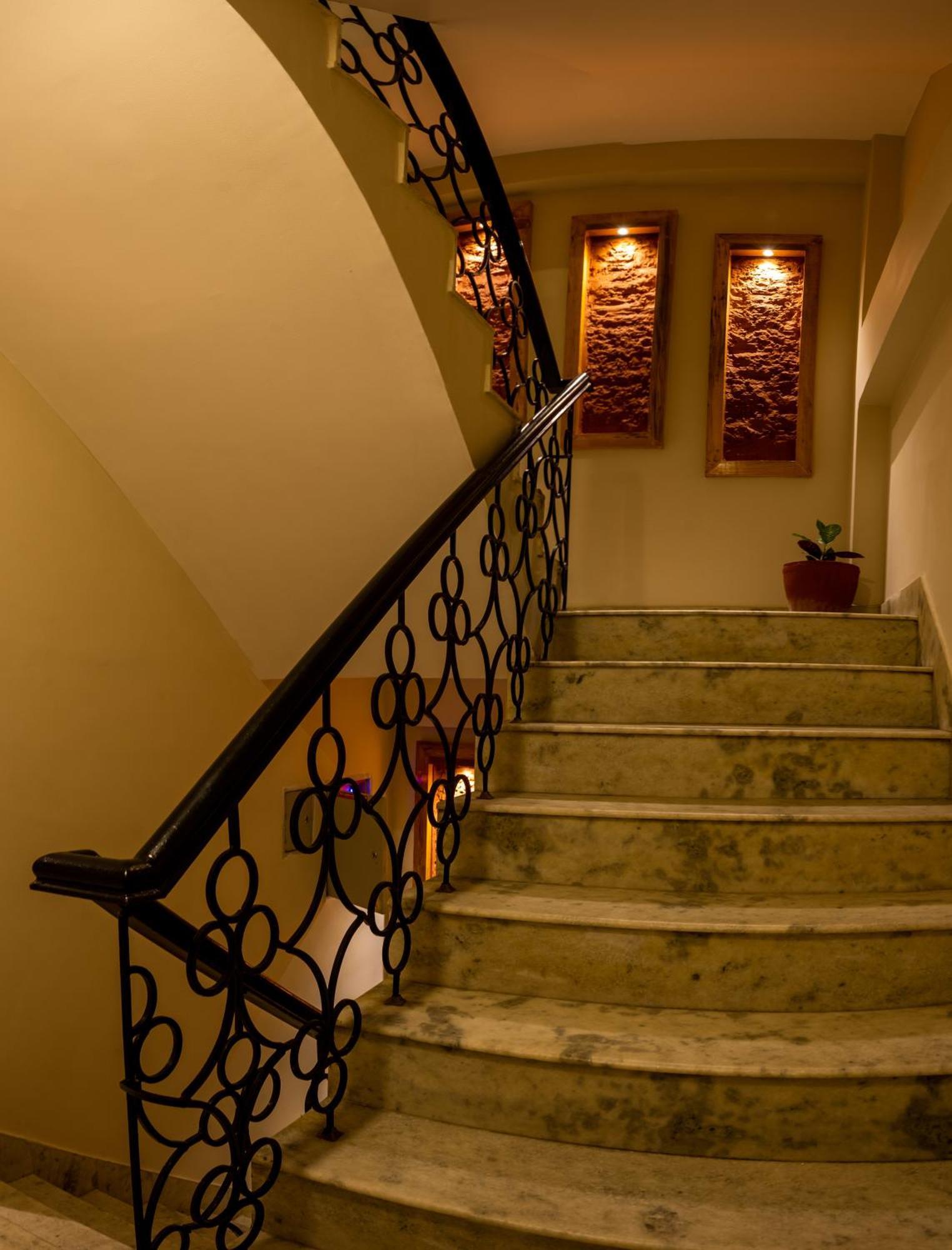 Divya Boutique Inn Kathmandu Exteriör bild