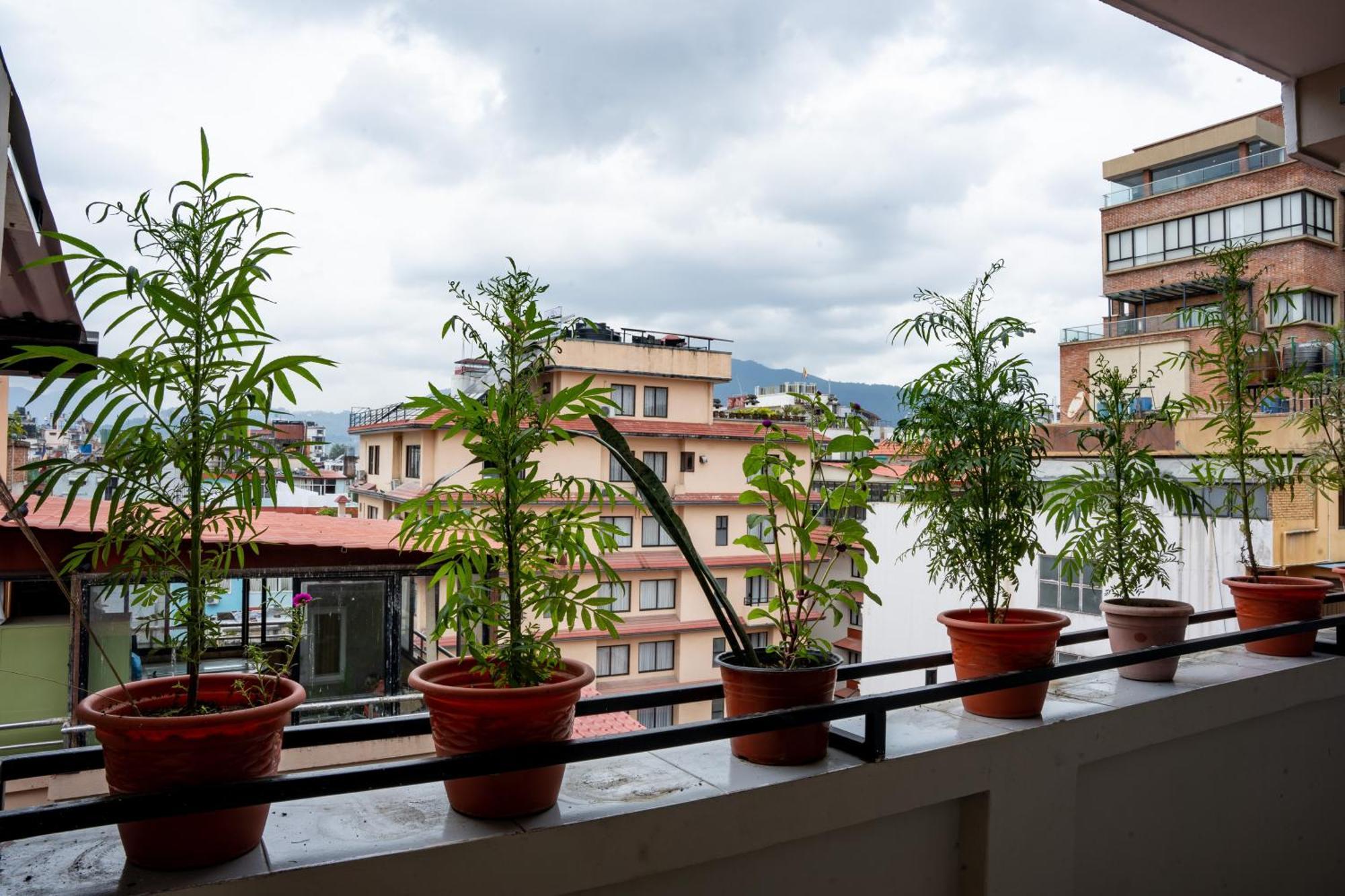 Divya Boutique Inn Kathmandu Exteriör bild